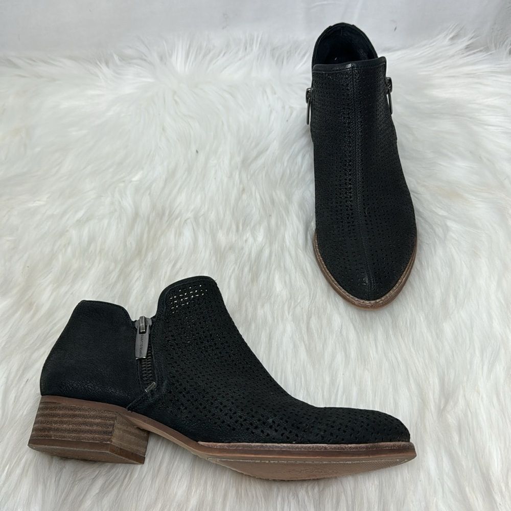Vince Camuto Camilla Black Perforated Leather Ankle Booties Sz 6.5